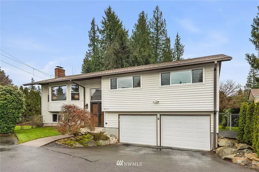 22027 88th AVE W, Edmonds, WA 98026