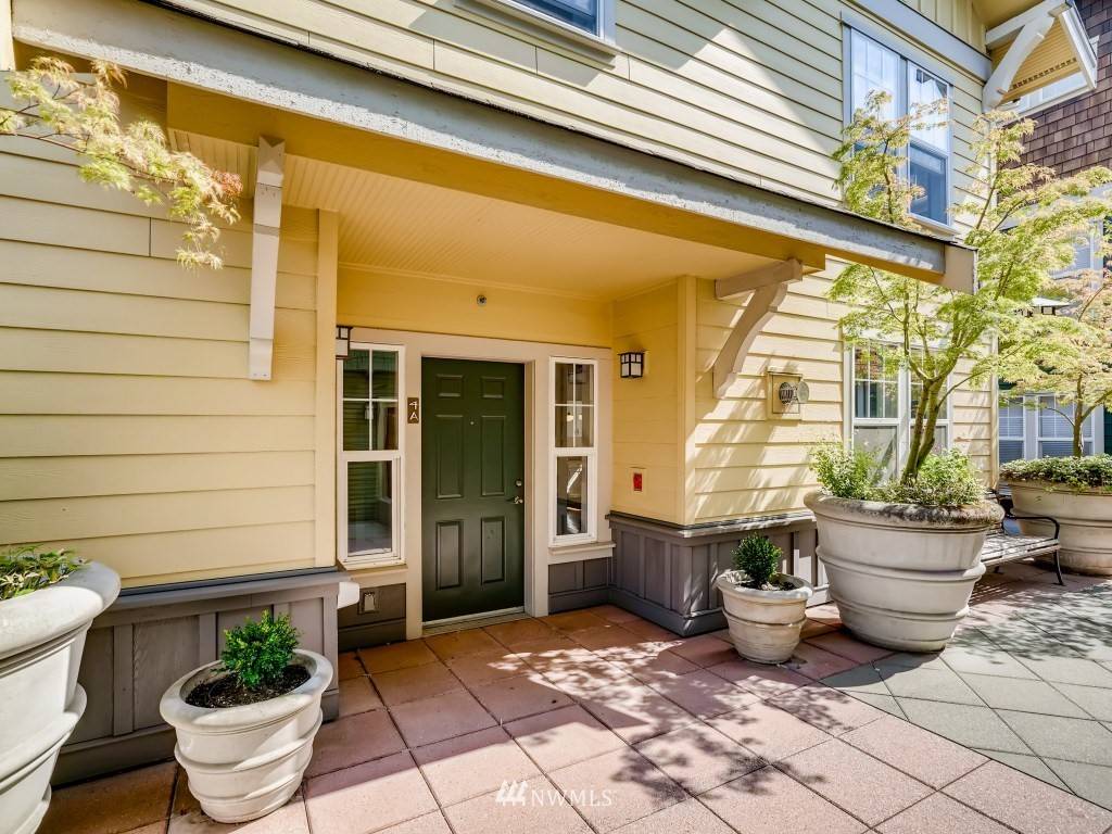 5430 California AVE SW #4A, Seattle, WA 98136