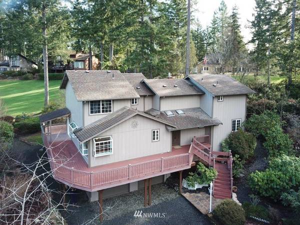 160 E Westwood LN E, Union, WA 98592