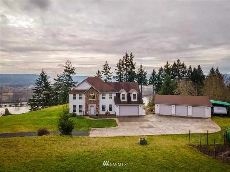 310 Cedar Hills RD, Longview, WA 98632