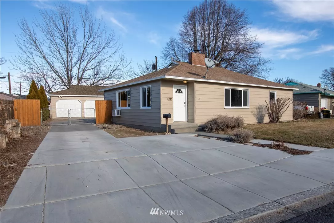 Quincy, WA 98848,607 H ST SE