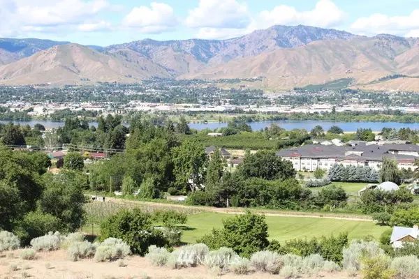 East Wenatchee, WA 98802,2892 N Breckenridge DR