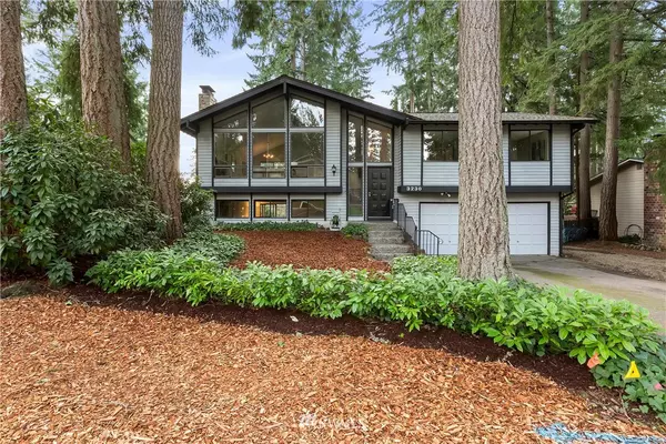 3230 SE Mahali LN, Port Orchard, WA 98366