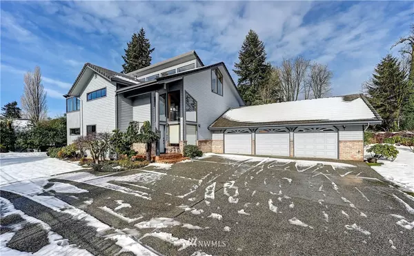 14214 Lake RD, Lynnwood, WA 98087