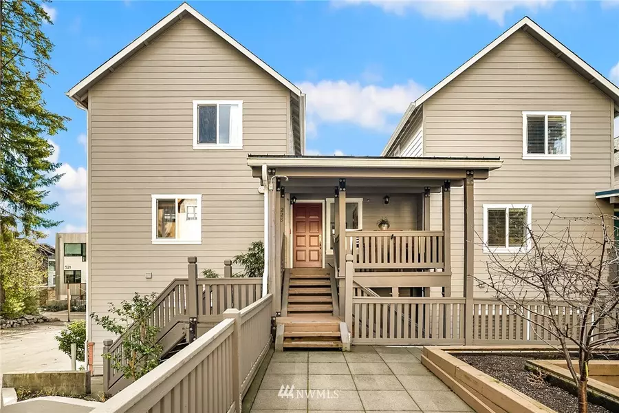 284 Madrona WAY NE #228, Bainbridge Island, WA 98110