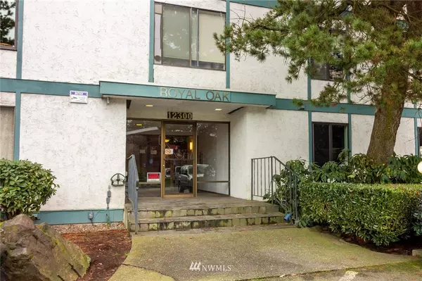 12300 28th AVE NE #301, Seattle, WA 98125