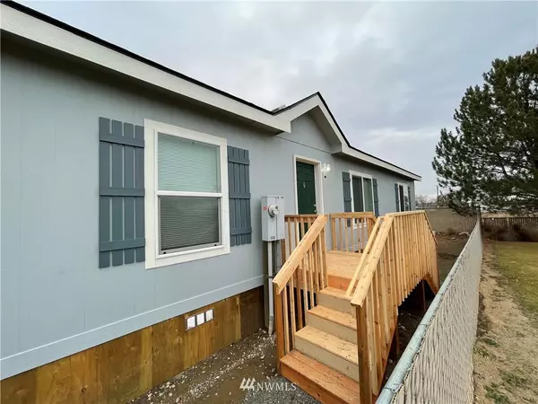 Moses Lake, WA 98837,4000 Longview ST NE #1