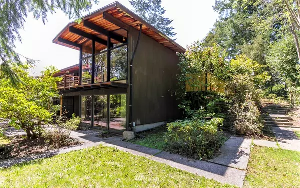 1227 West Mount DR, Fircrest, WA 98466