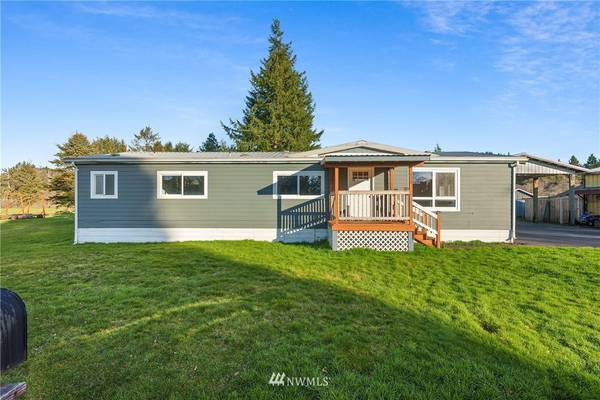 750 Willapa Fourth ST, Raymond, WA 98577