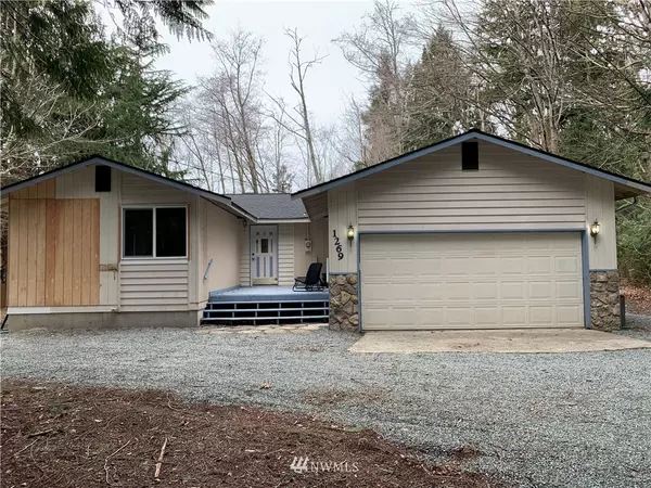 1269 Sunnyshore DR, Camano Island, WA 98282