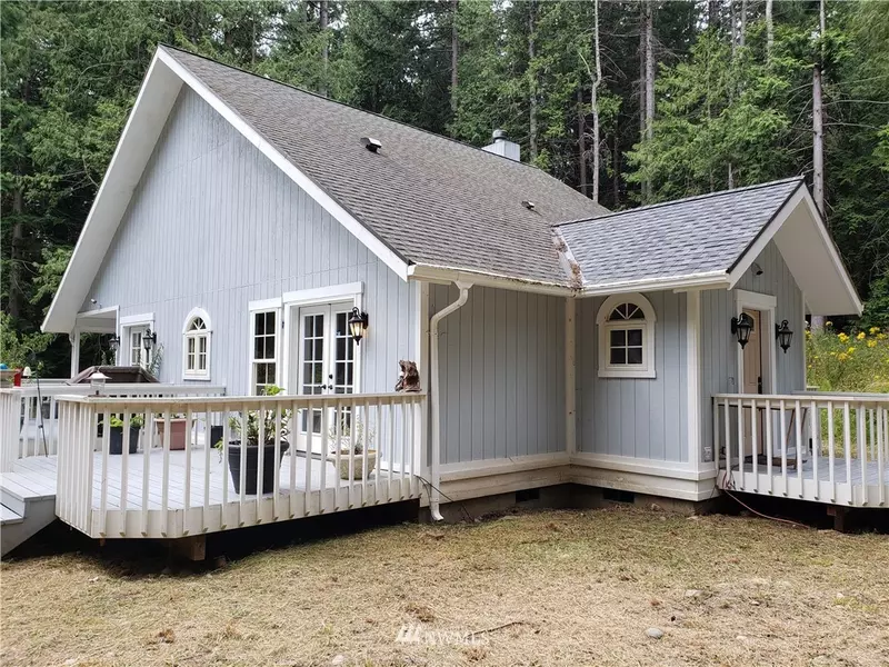 22 Eastsound Shores RD, Orcas Island, WA 98245