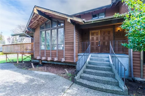 1024 Brookmere Drive, Edmonds, WA 98020