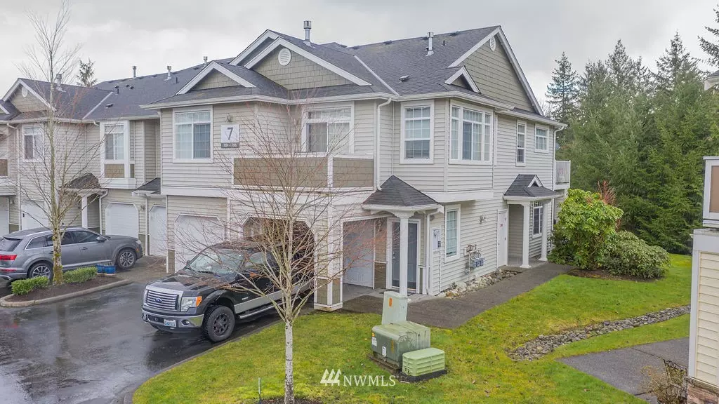 1855 Trossachs BLVD SE #702, Sammamish, WA 98075