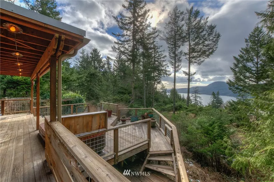 531 Rosario RD, Orcas Island, WA 98245