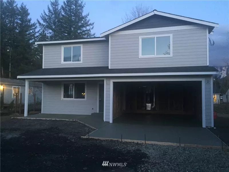 128 2nd ST, Gold Bar, WA 98251