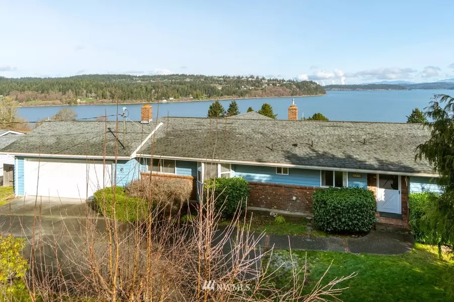 579 Birch ST, Oak Harbor, WA 98277