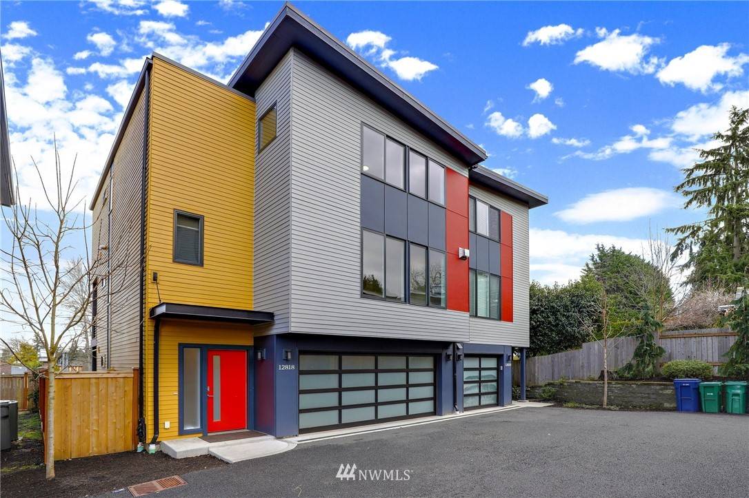 12818 NE 84th ST, Kirkland, WA 98033