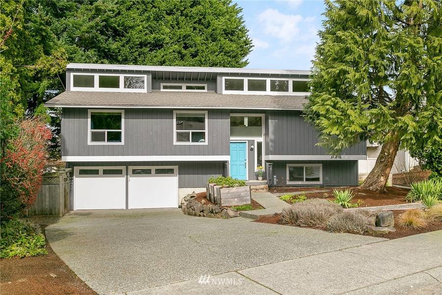 15928 SE 46th WAY, Bellevue, WA 98006