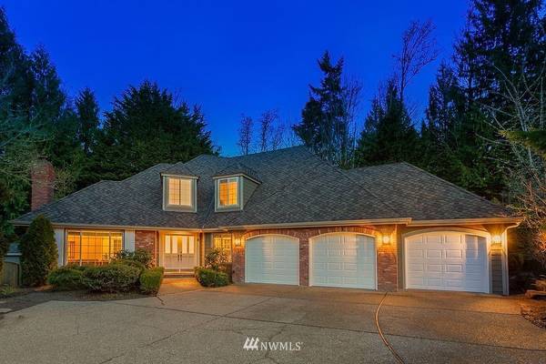 17585 SE 56th ST, Bellevue, WA 98006