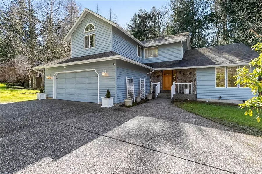 1817 Iowa DR, Bellingham, WA 98229