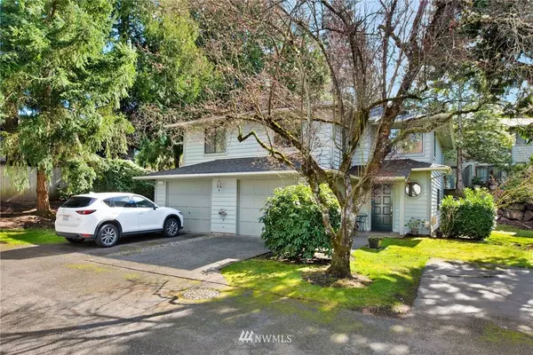 16005 NE 42nd CT #12B, Redmond, WA 98052