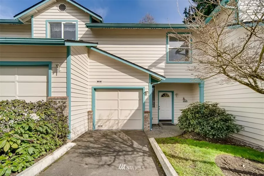 17517 52nd AVE W #B2, Lynnwood, WA 98037