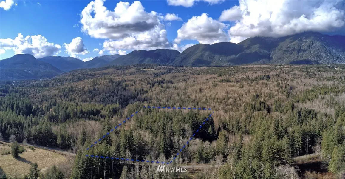 24 X Lords Lake Loop RD, Quilcene, WA 98376