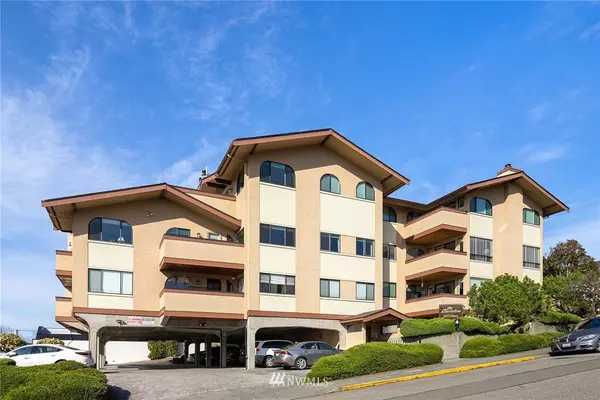 523 Maple ST #204, Edmonds, WA 98020