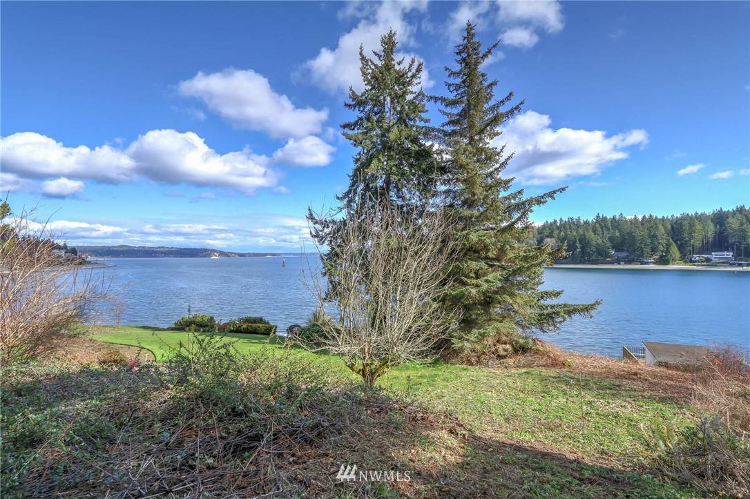 0 S Angeline AVE NE, Suquamish, WA 93892
