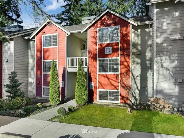 15433 Country Club Dr #D104, Mill Creek, WA 98012