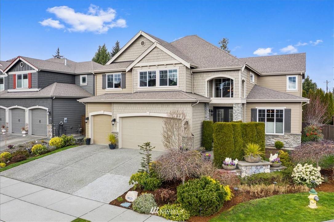 10521 1st PL NE, Lake Stevens, WA 98258