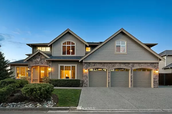 15827 E Shore DR, Lynnwood, WA 98087