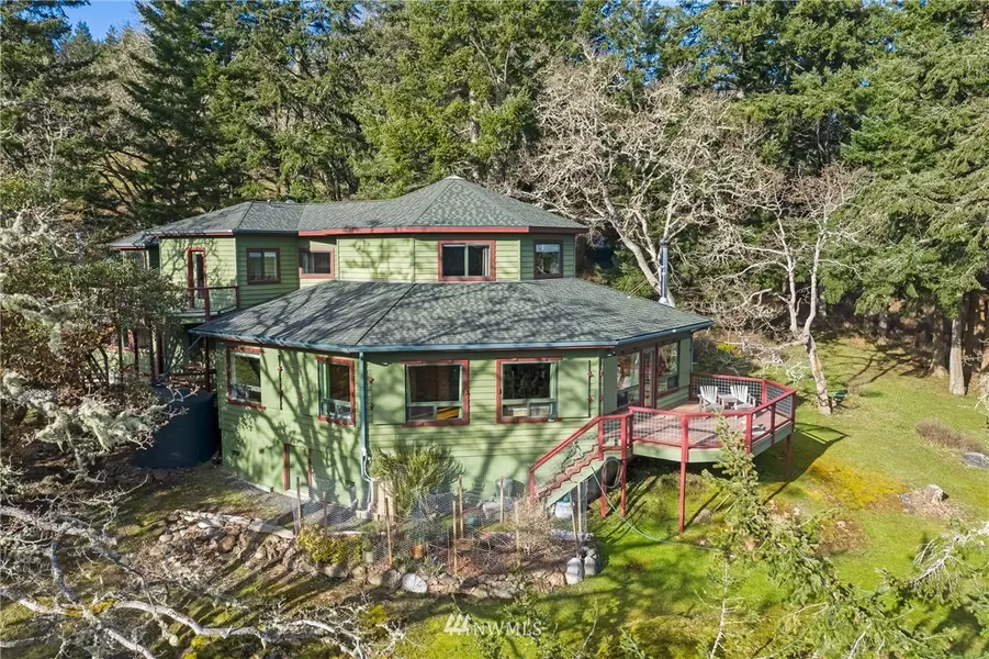 595 Shooting Star Lane, Friday Harbor, WA 98250