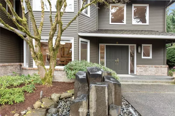 Mercer Island, WA 98040,8851 SE 74th PL