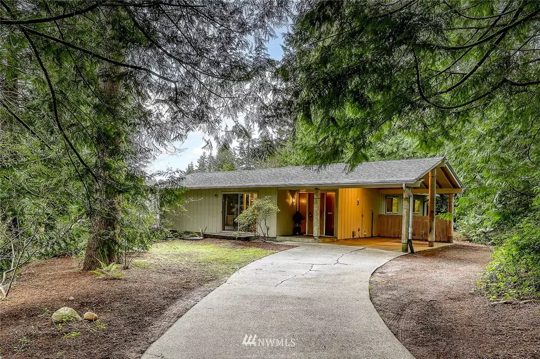 Bainbridge Island, WA 98110,1306 Kings PL NW