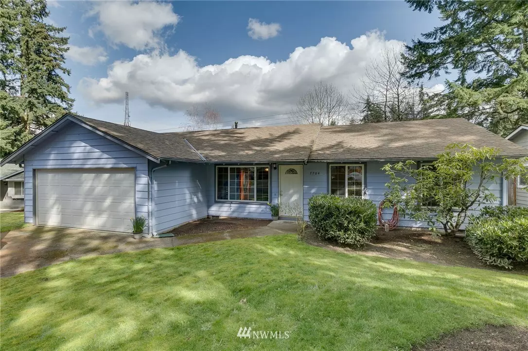 Redmond, WA 98052,7704 135th PL NE