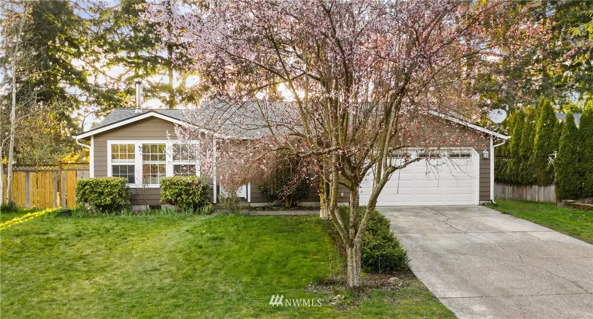 Lacey, WA 98513,611 Hawks Glen DR SE