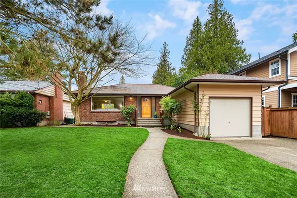 7551 44th AVE NE, Seattle, WA 98115