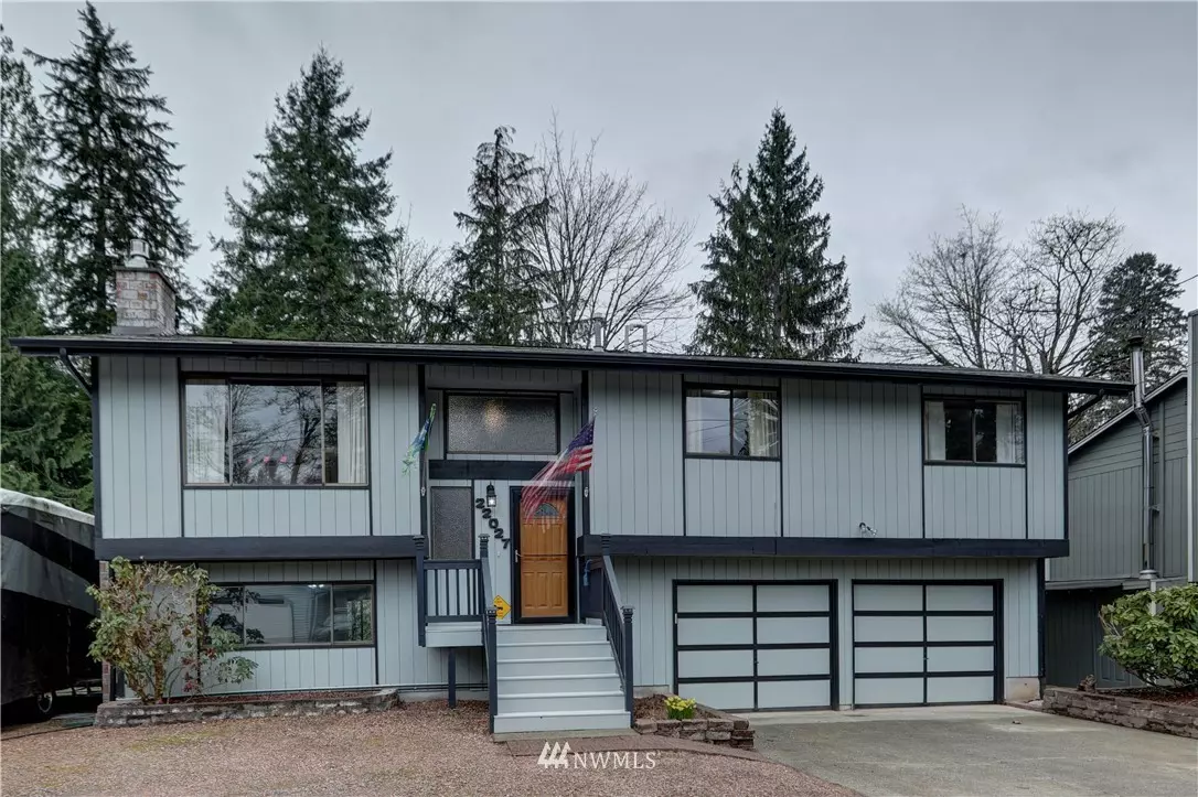 Maple Valley, WA 98038,22027 SE 261st PL