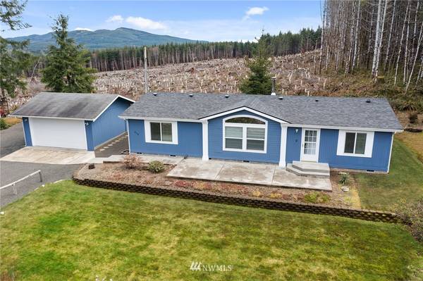 310 W Satsop DR, Elma, WA 98541