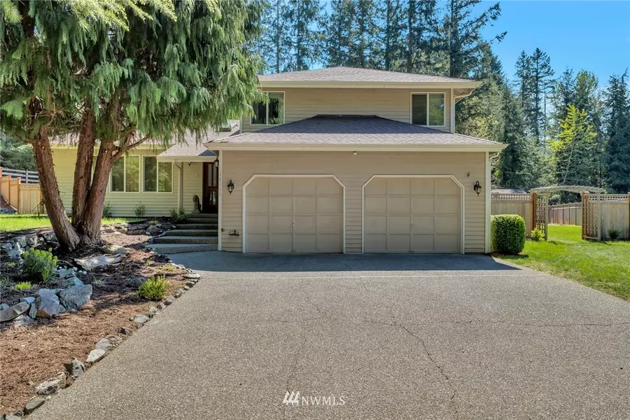 18111 SE 327th PL, Auburn, WA 98092