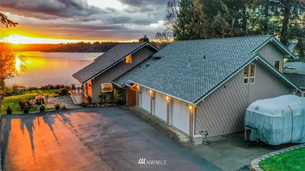 Olympia, WA 98502,3214 46th AVE NW