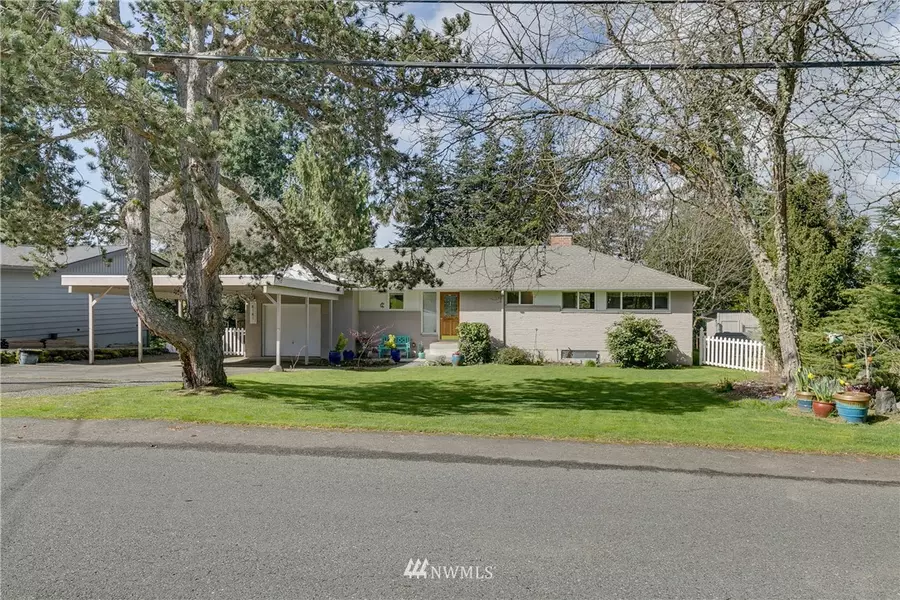 4141 133rd AVE SE, Bellevue, WA 98006