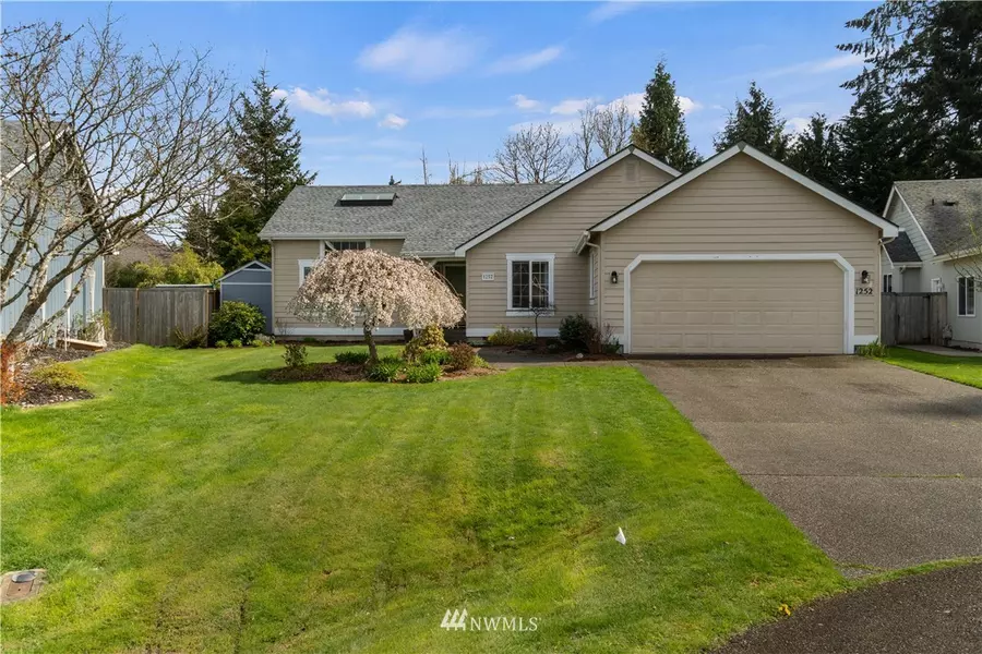 1252 Devon LOOP NE, Olympia, WA 98506