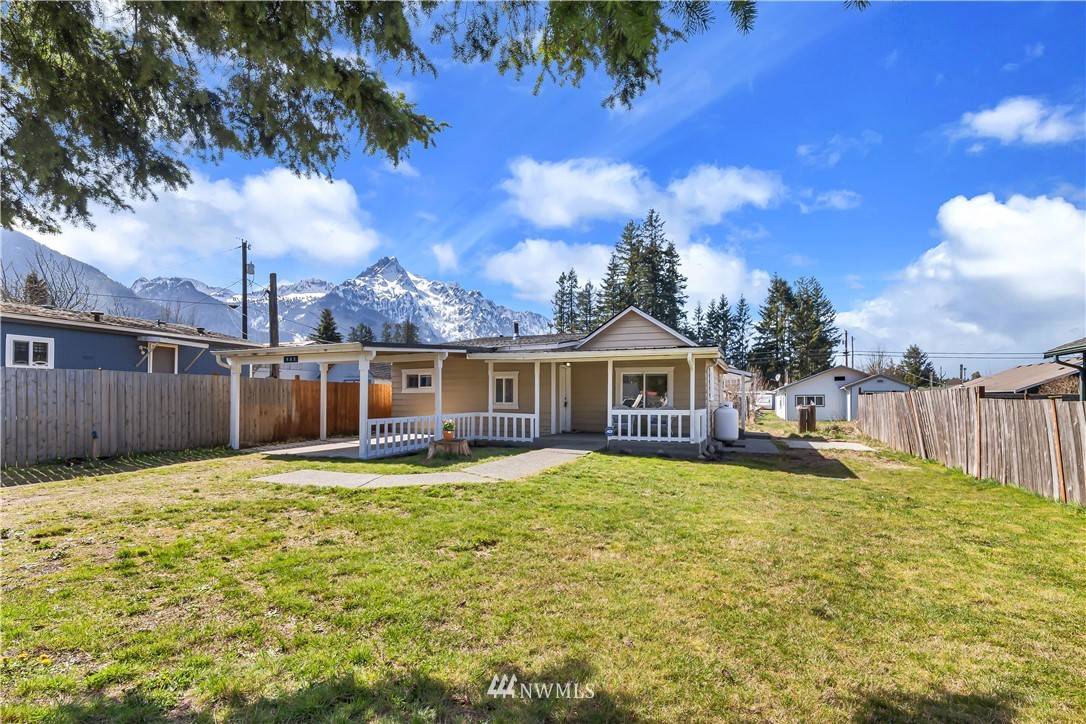 905 Givens AVE, Darrington, WA 98241
