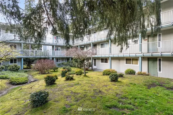 5810 200th ST SW #A, Lynnwood, WA 98036