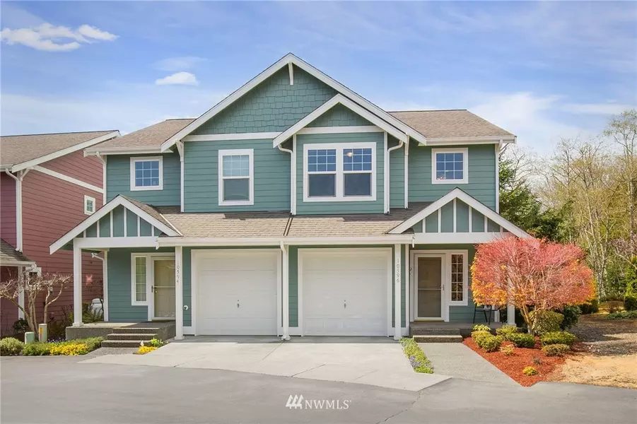 10596 Kingston Meadows CIR, Kingston, WA 98346