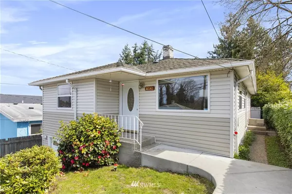 8640 38th AVE S, Seattle, WA 98118