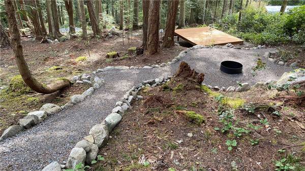 76 Lodgepole LN, Lopez Island, WA 98261