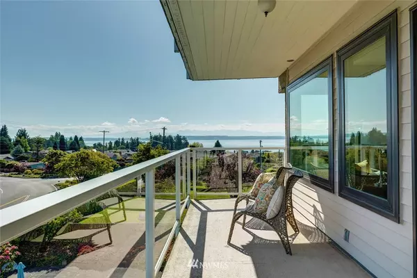 1414 9th AVE N #201, Edmonds, WA 98020